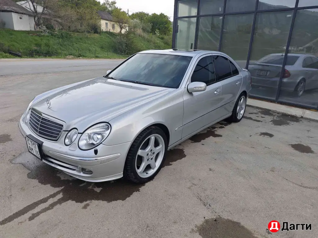 Mercedes-Benz E-Класс, 2002 года