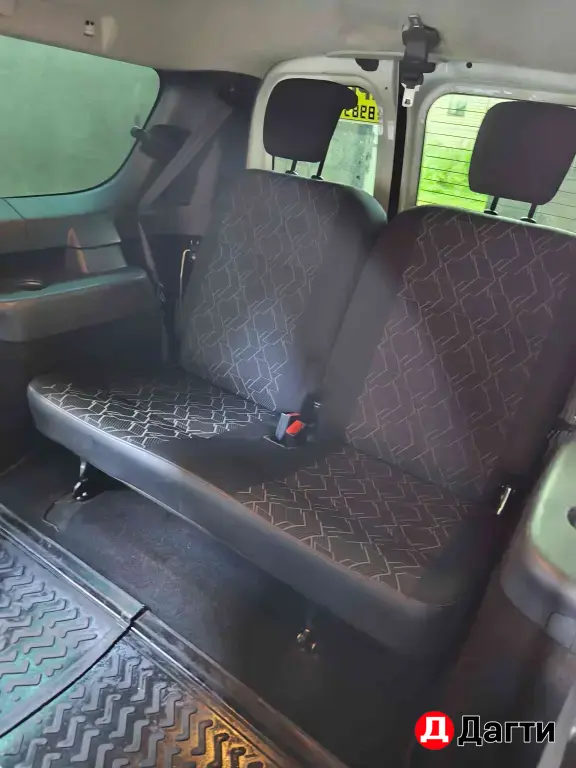 LADA (ВАЗ) Largus, 2020 года