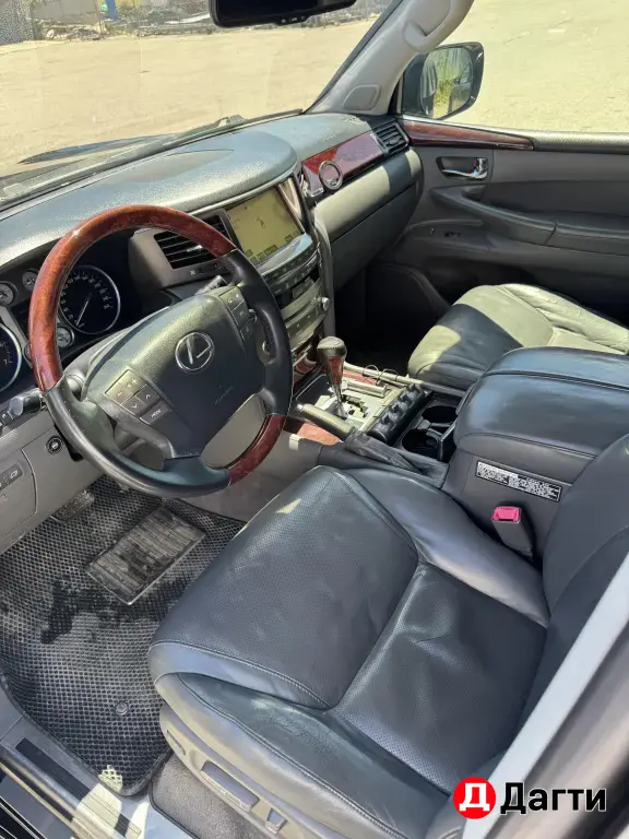 Lexus LX, 2008 года