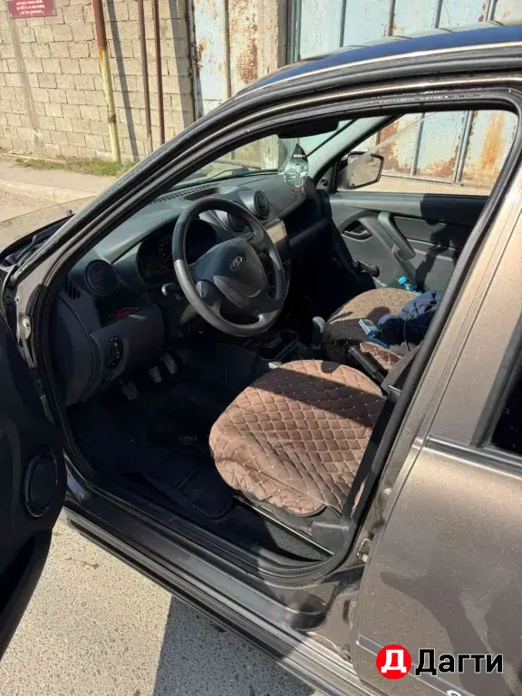 LADA (ВАЗ) Granta, 2015 года