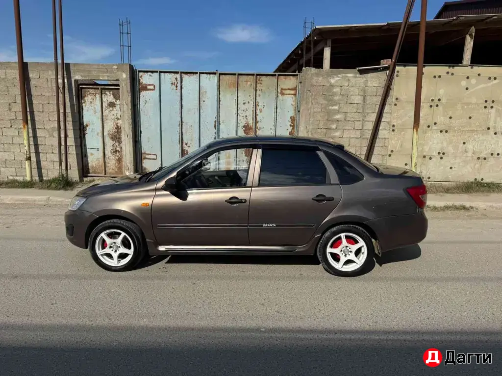 LADA (ВАЗ) Granta, 2015 года