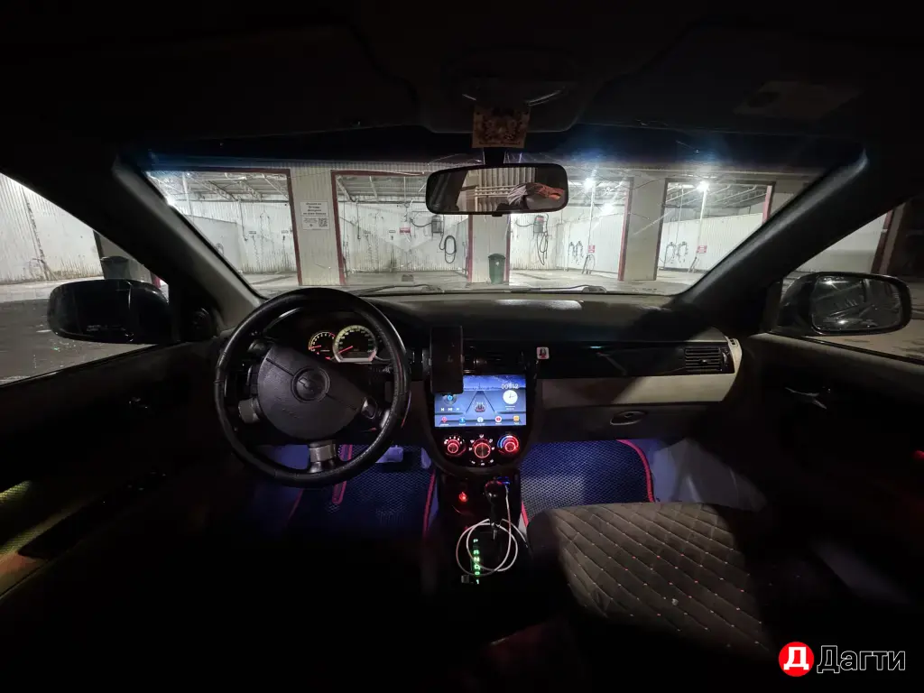 Chevrolet Lacetti, 2011 года