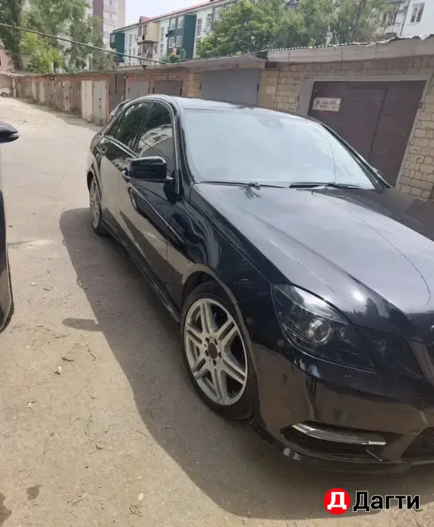 Mercedes-Benz E-Класс, 2011 года