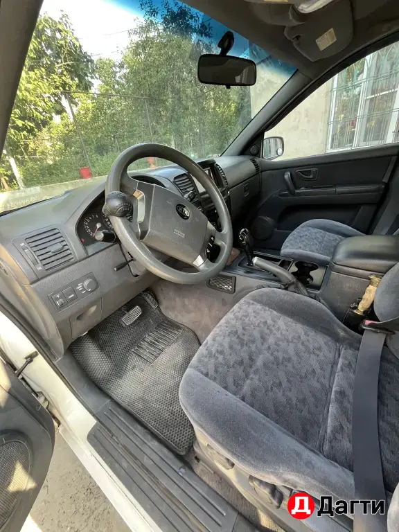 Kia Sorento, 2003 года