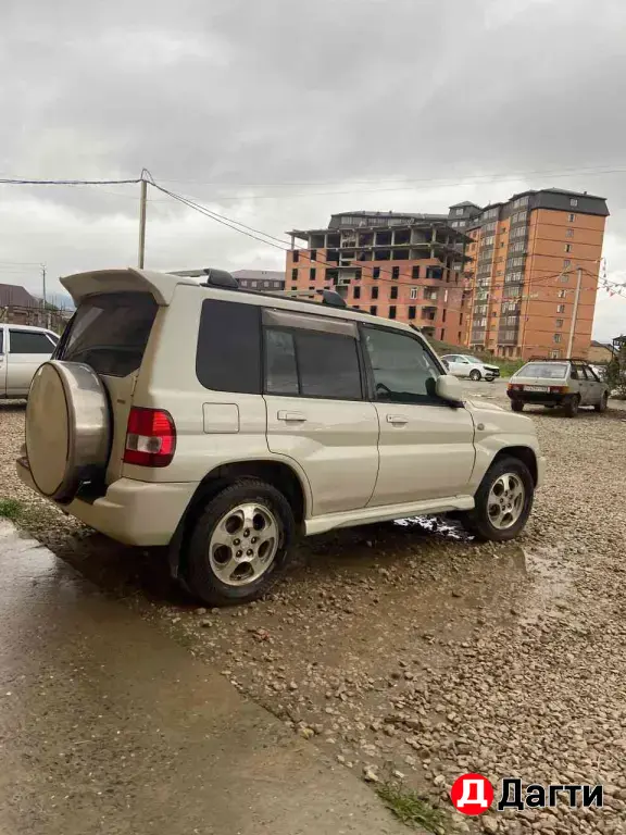 Mitsubishi Pajero iO, 2004 года