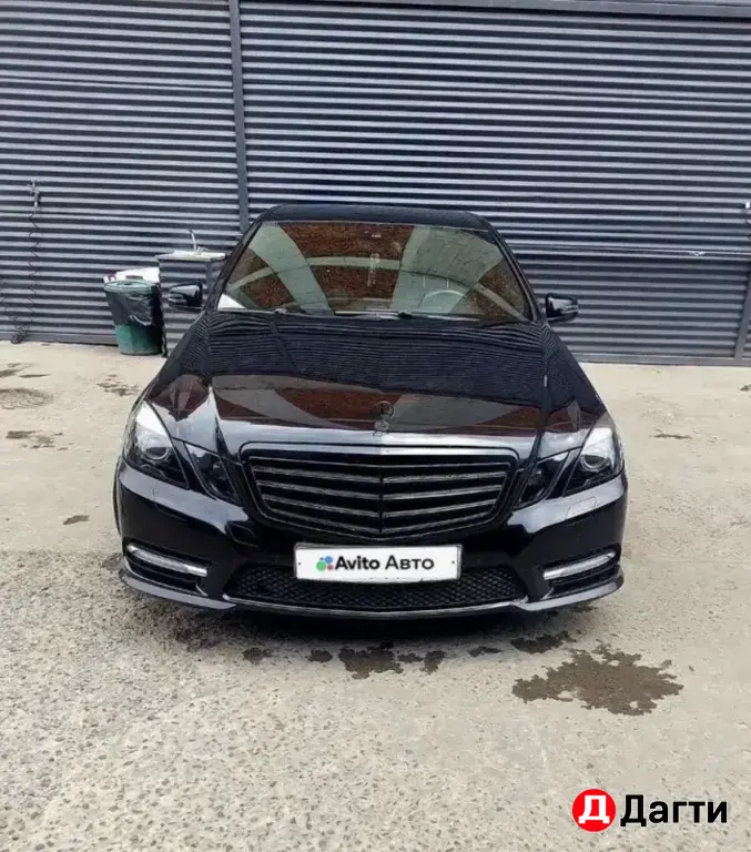 Mercedes-Benz E-Класс, 2011 года
