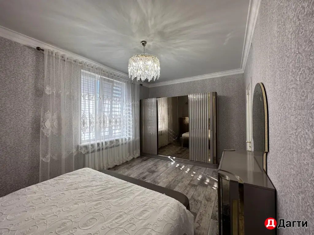 продаю квартиру 150м2