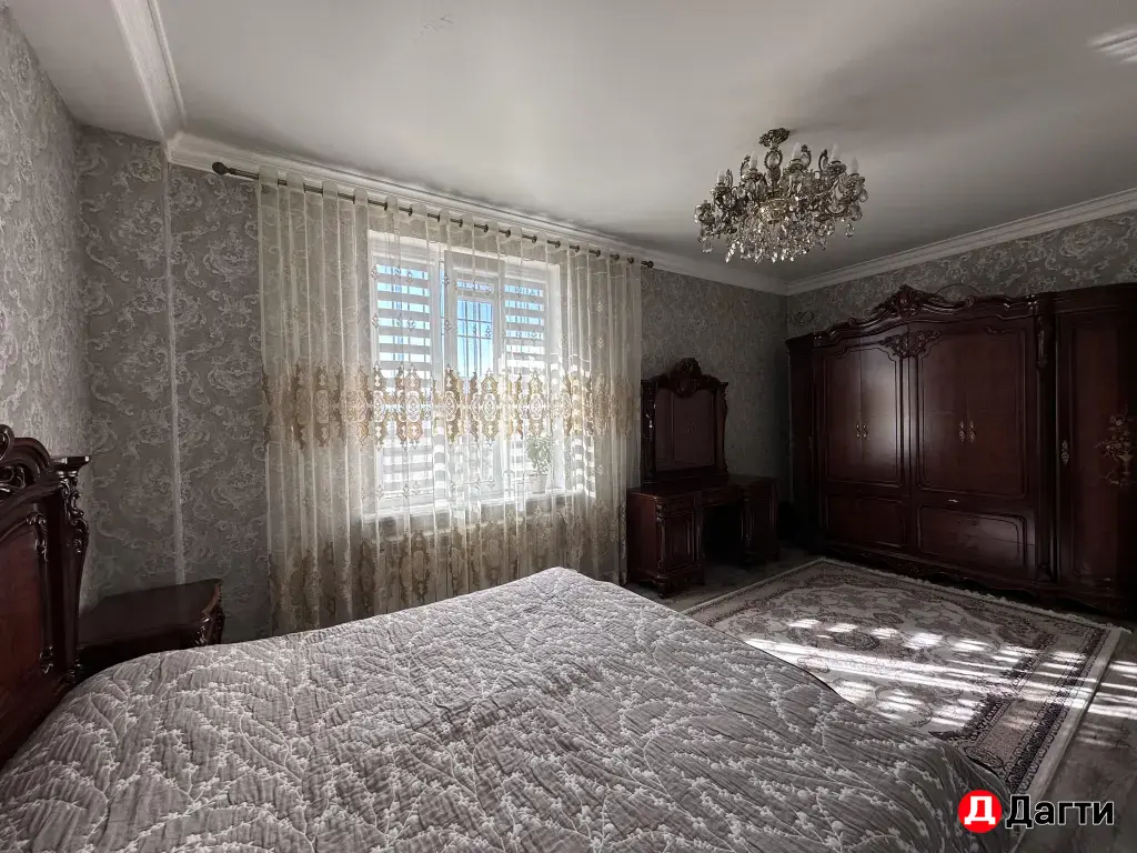 продаю квартиру 150м2