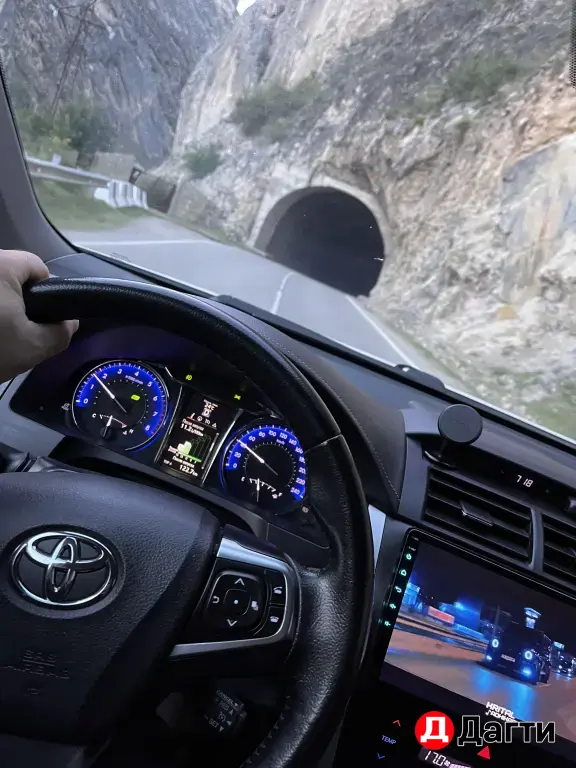 Toyota Camry, 2015 года