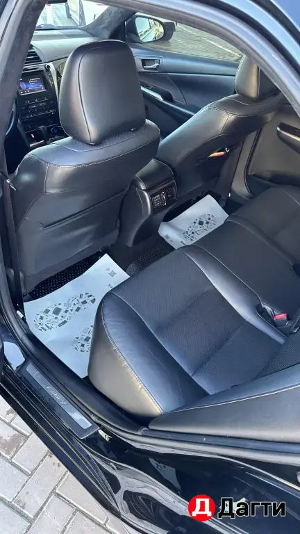 Toyota Camry, 2017 года