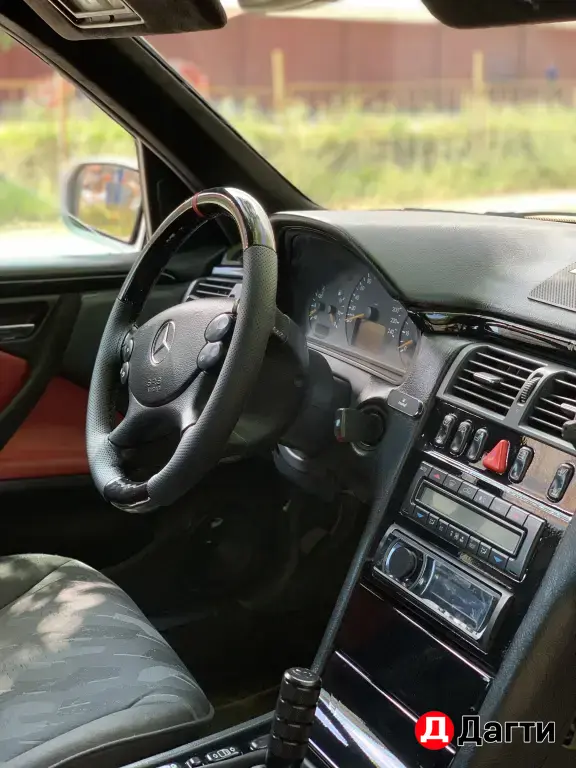 Mercedes-Benz E-Класс, 1999 года