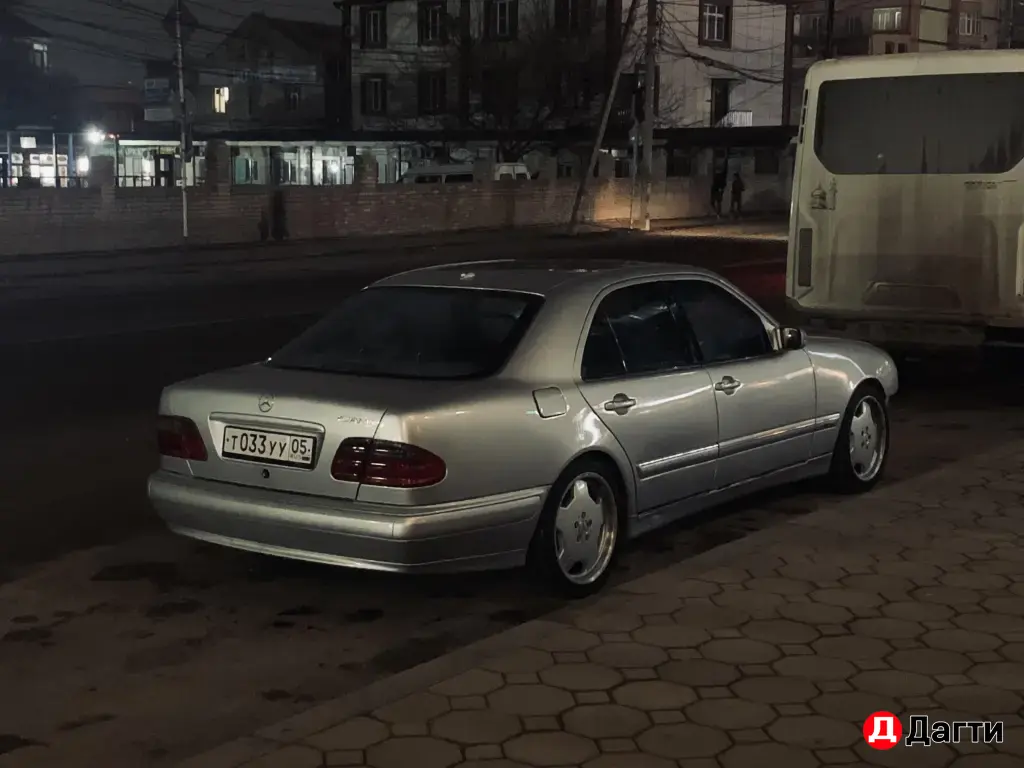 Mercedes-Benz E-Класс, 1999 года