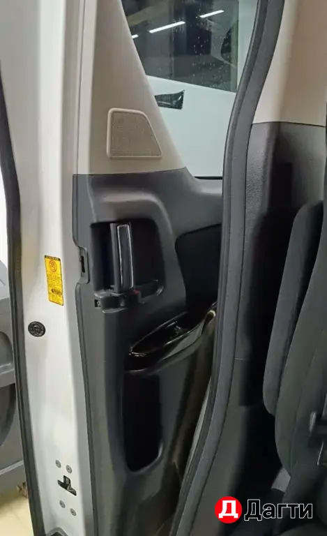 Toyota Vellfire, 2011 года