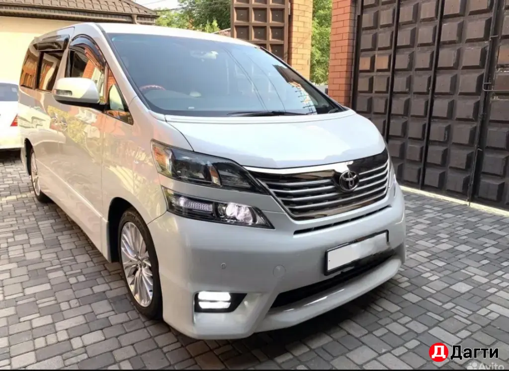 Toyota Vellfire, 2011 года