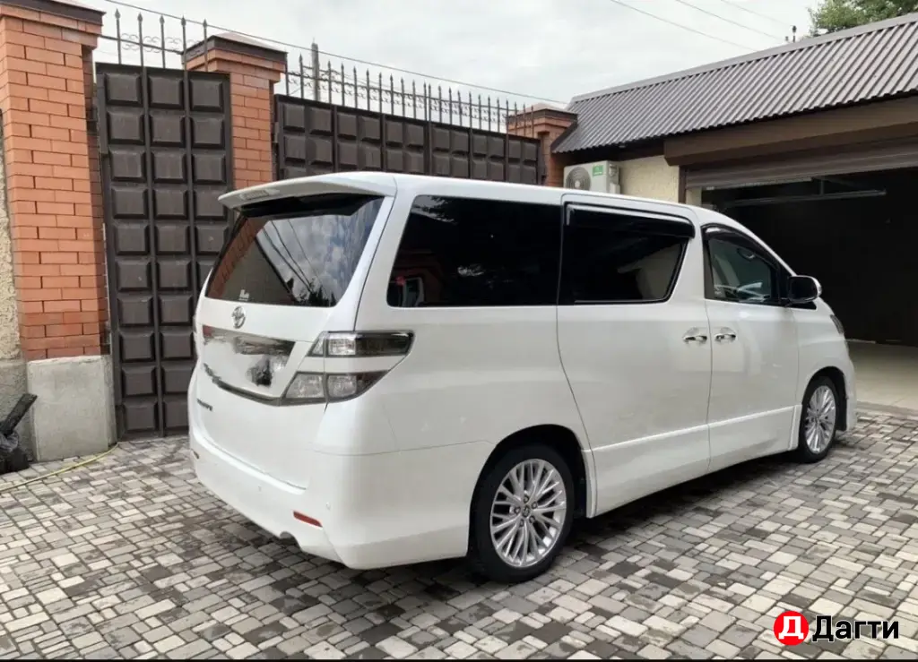 Toyota Vellfire, 2011 года