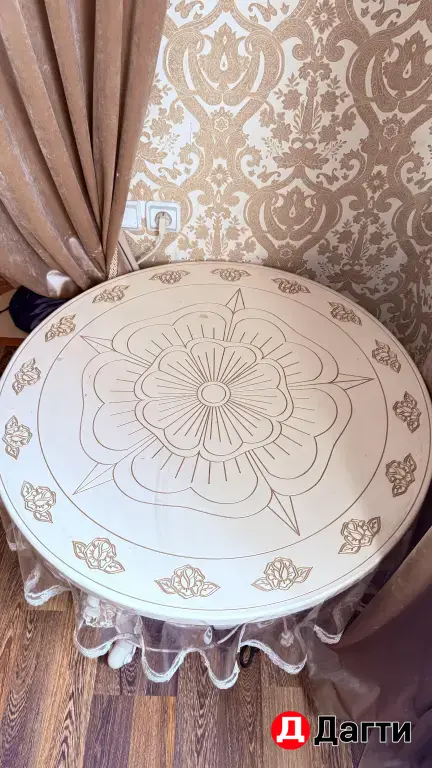 стол журнальный