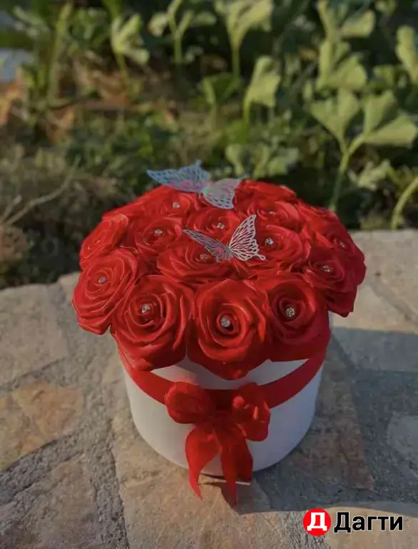 Букеты 💐 и розы 🌹 из атласных лент 😊