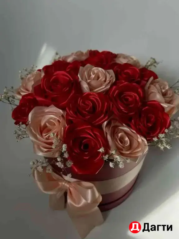 Букеты 💐 и розы 🌹 из атласных лент 😊