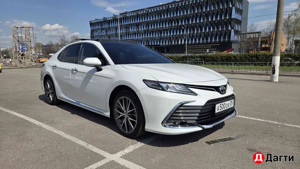 Toyota Camry, 2023 года