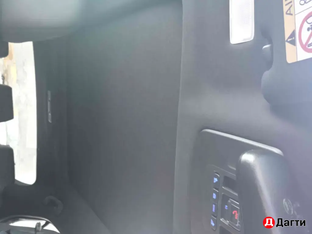 Toyota Camry, 2023 года
