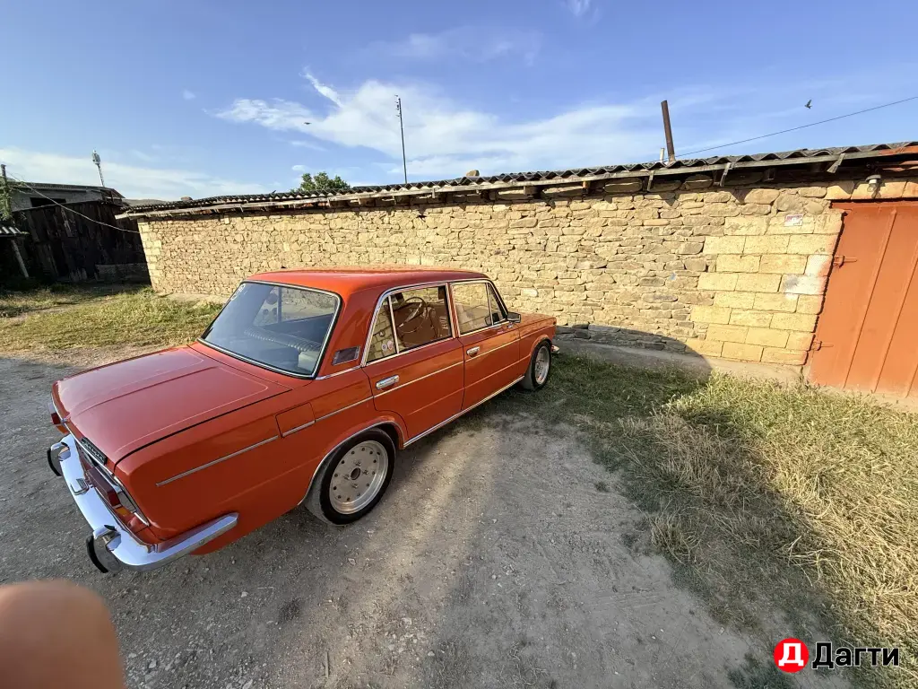 LADA (ВАЗ) 2103, 1977 года