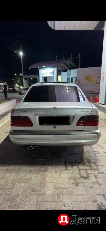 Mercedes-Benz E-Класс, 2001 года