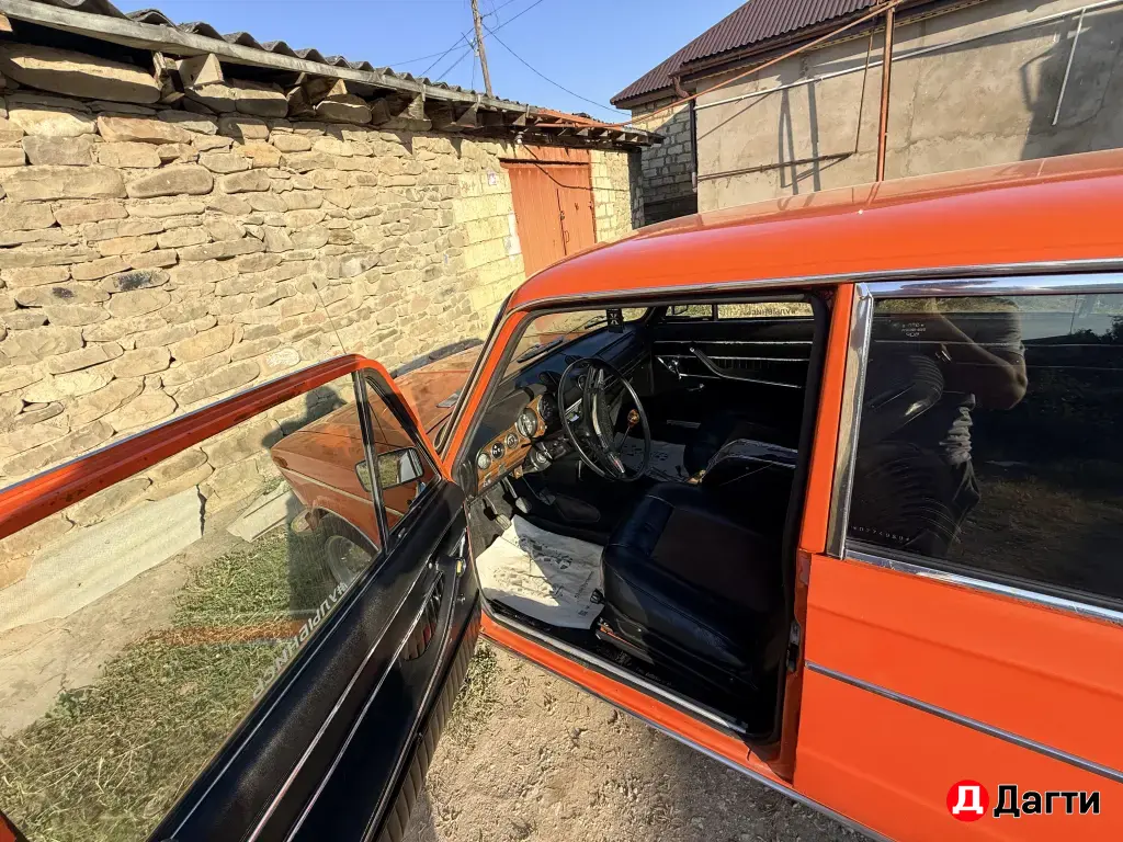LADA (ВАЗ) 2103, 1977 года