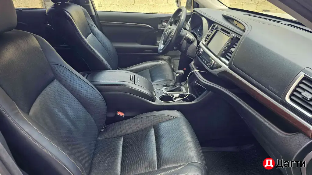 Toyota Highlander, 2015 года