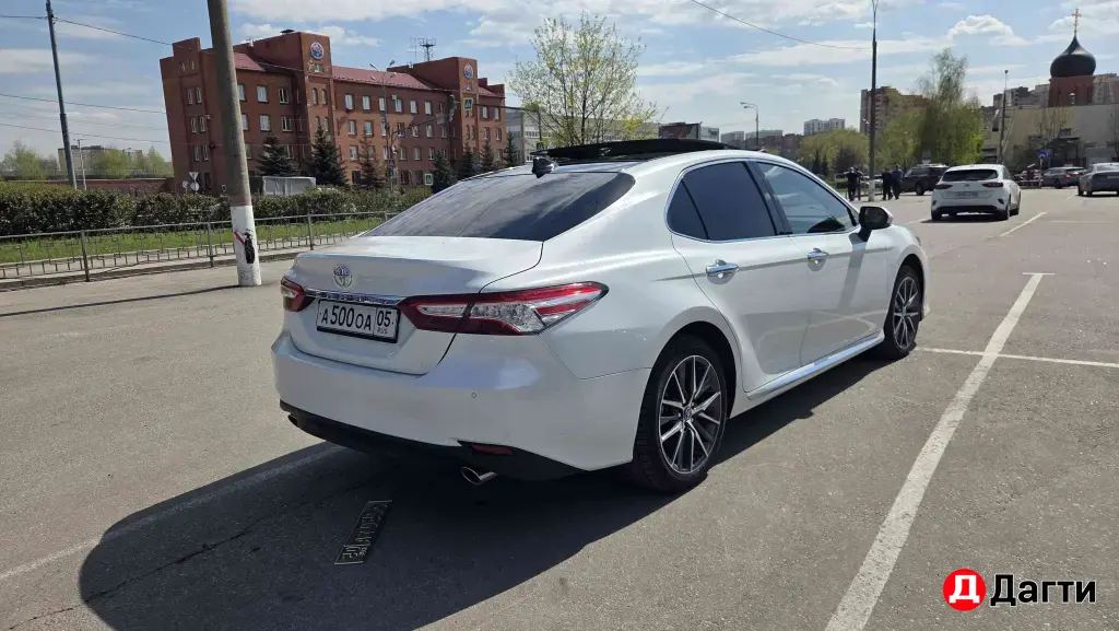 Toyota Camry, 2023 года