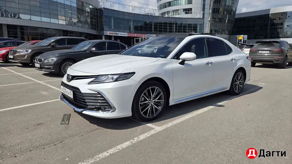 Toyota Camry, 2023 года