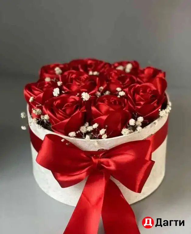 Букеты 💐 и розы 🌹 из атласных лент 😊