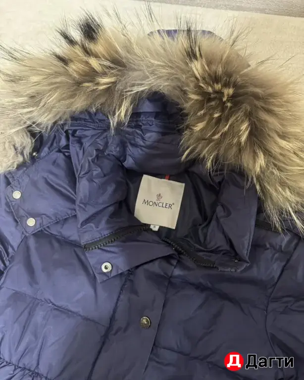 Пуховик Moncler