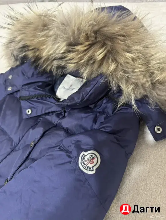 Пуховик Moncler