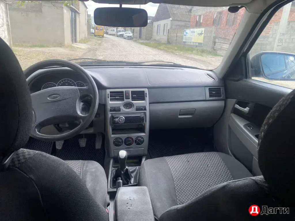 LADA (ВАЗ) Priora, 2011 года