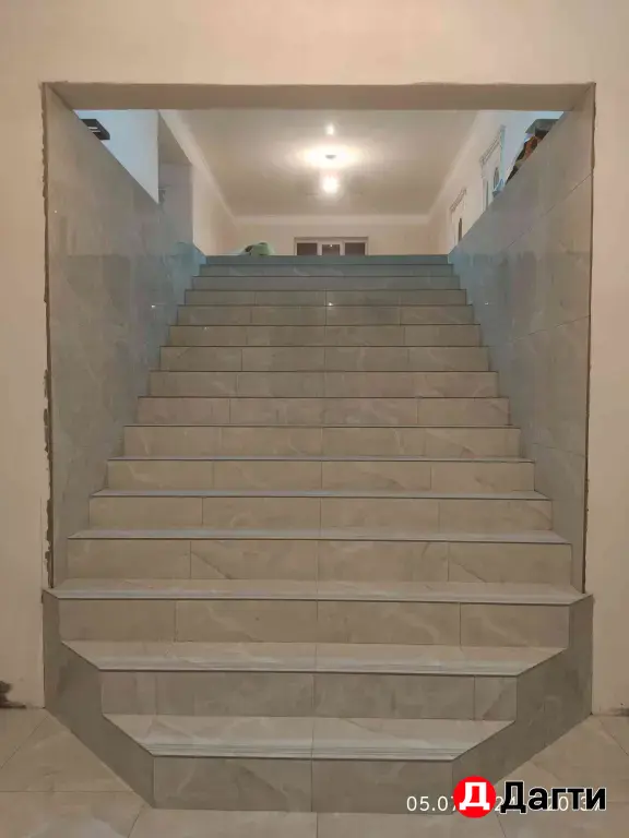 плиточник кафельшик