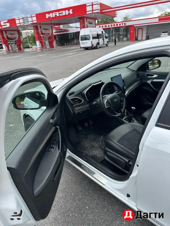 LADA (ВАЗ) Vesta, 2023 года