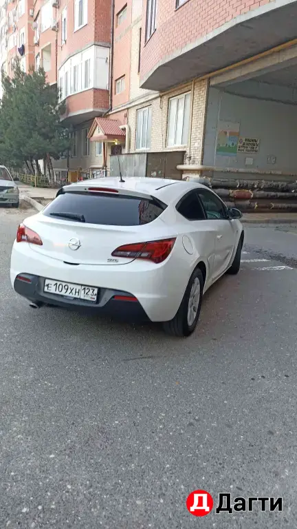 Opel Astra, 2014 года