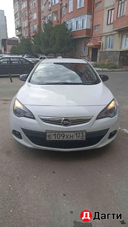 Opel Astra, 2014 года