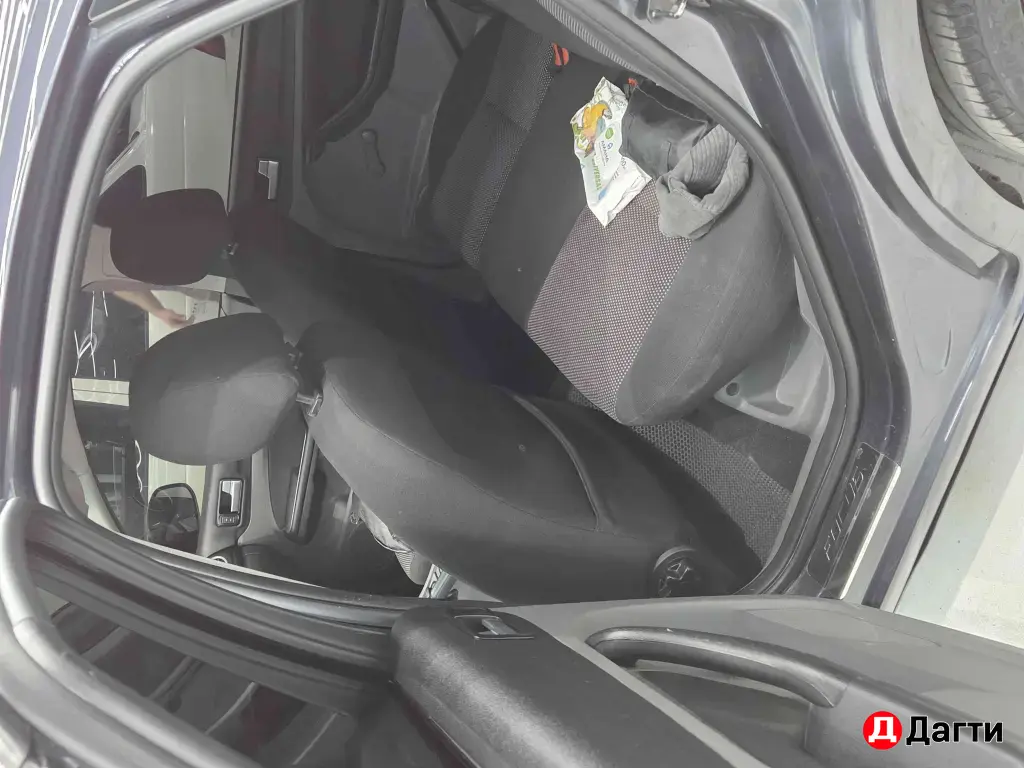 Ford Focus, 2010 года