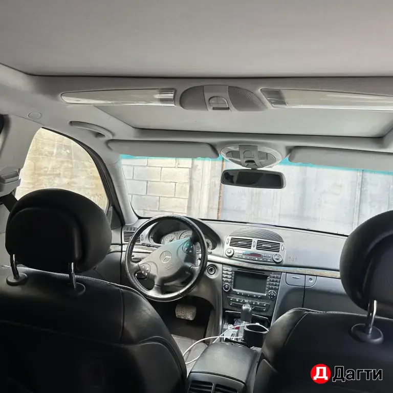 Mercedes-Benz E-Класс, 2003 года