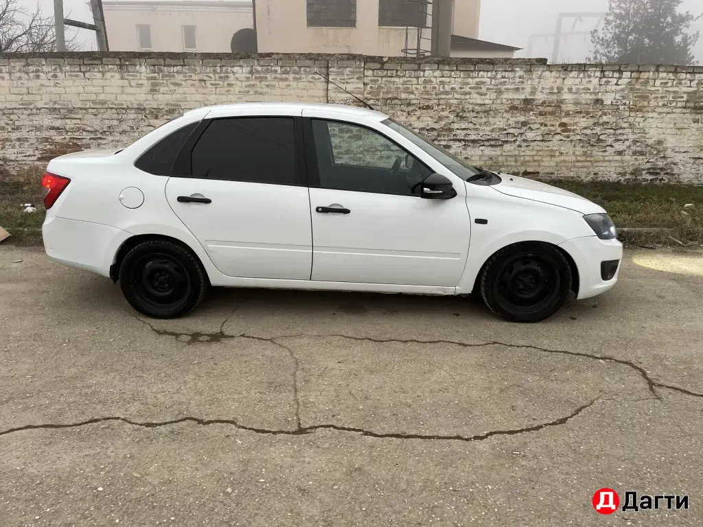 LADA (ВАЗ) Granta, 2017 года