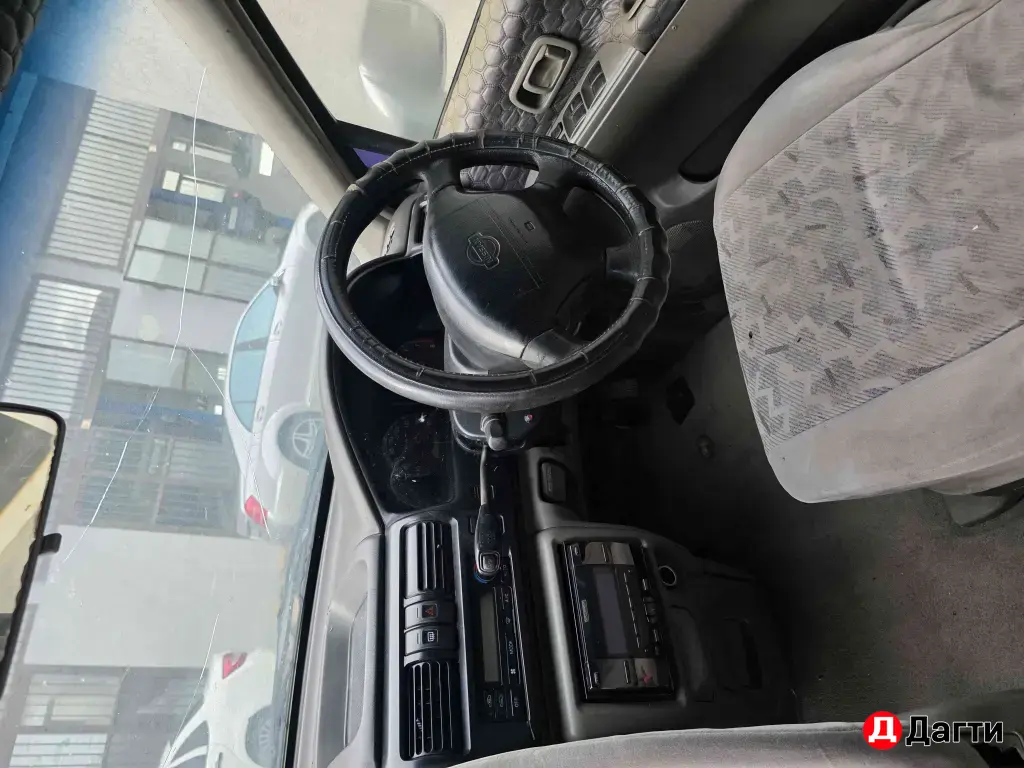 Nissan R nessa, 1997 года