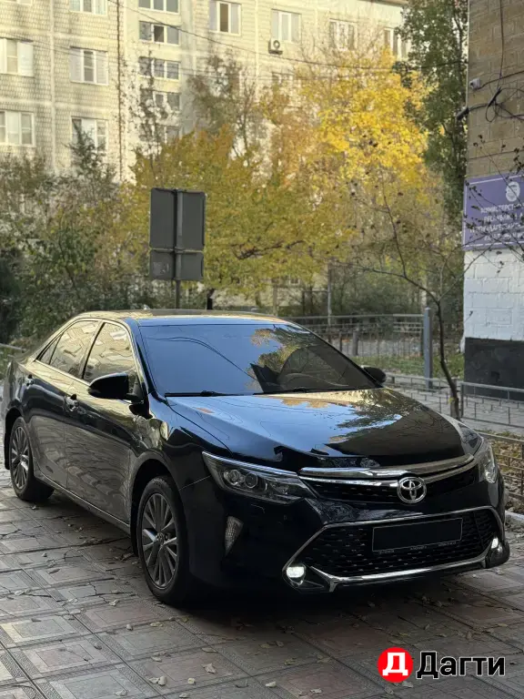 Toyota Camry, 2015 года