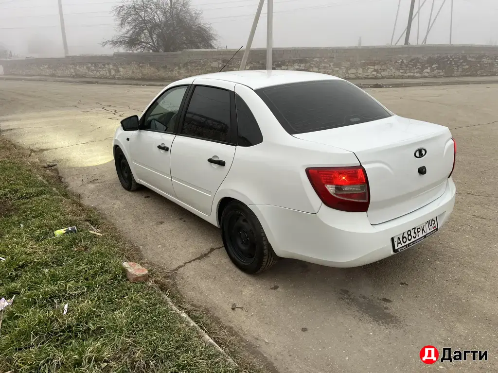 LADA (ВАЗ) Granta, 2017 года