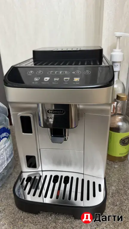 кофемашина DeLonghi Magnifica EVO