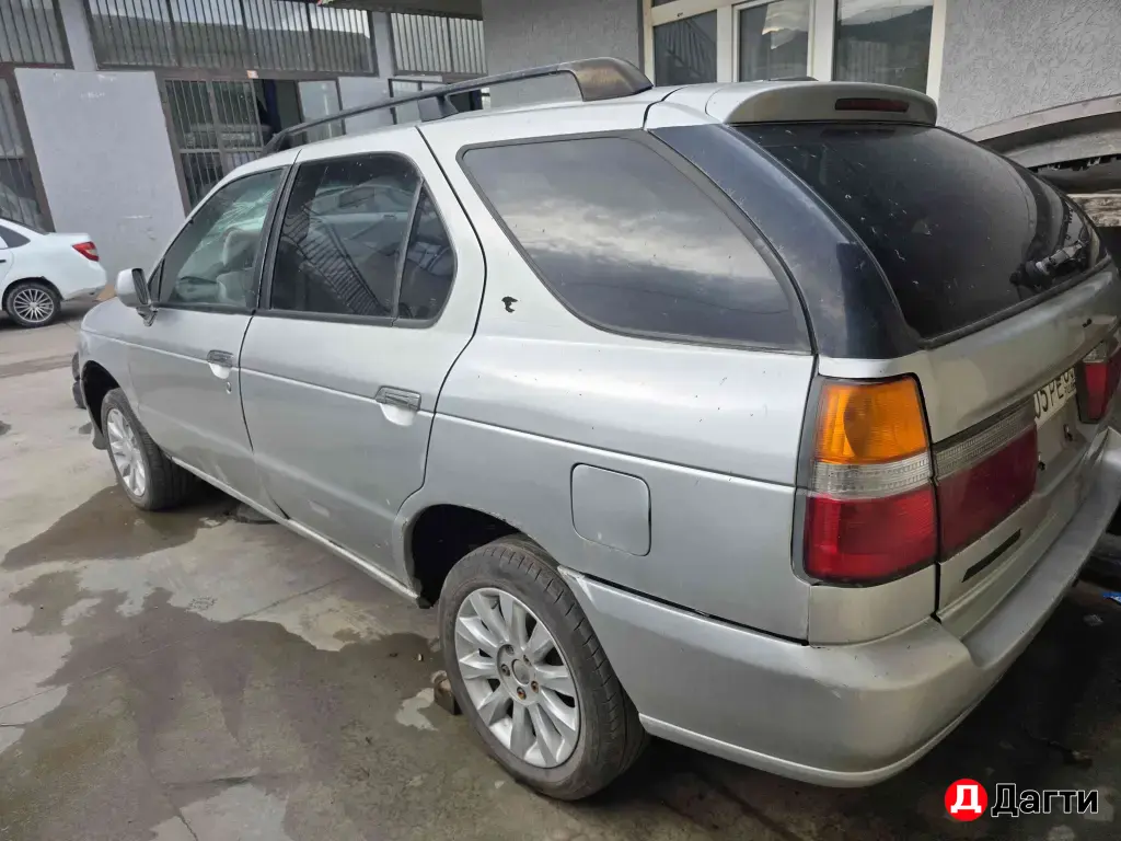 Nissan R nessa, 1997 года
