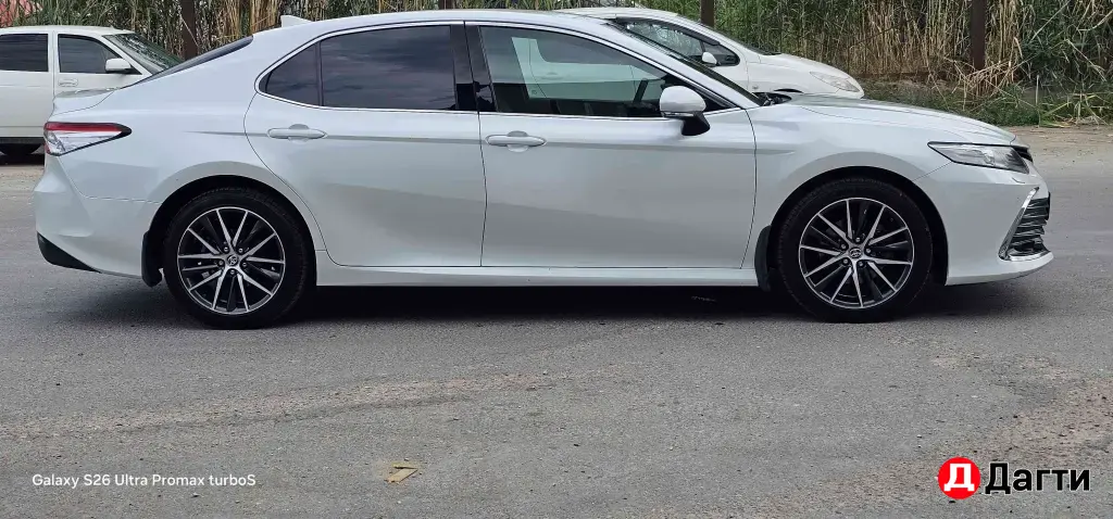 Toyota Camry, 2021 года