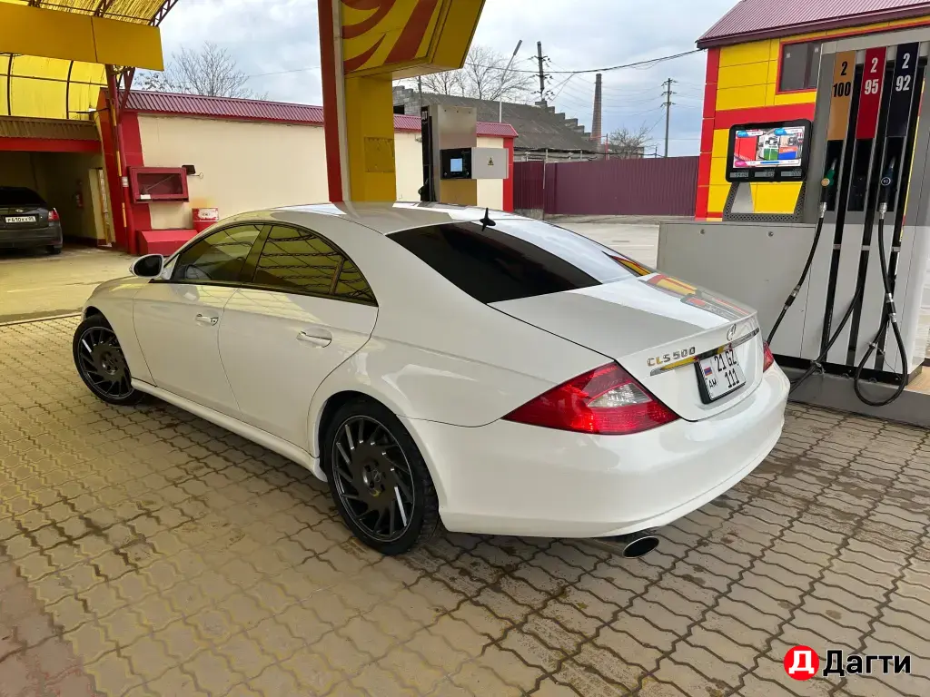 Mercedes-Benz CLS, 2005 года