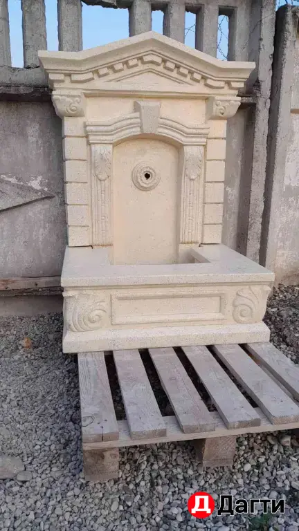 Родники из мрамора
