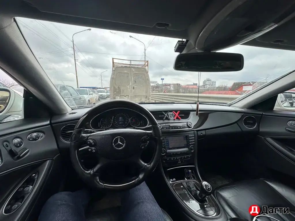 Mercedes-Benz CLS, 2005 года